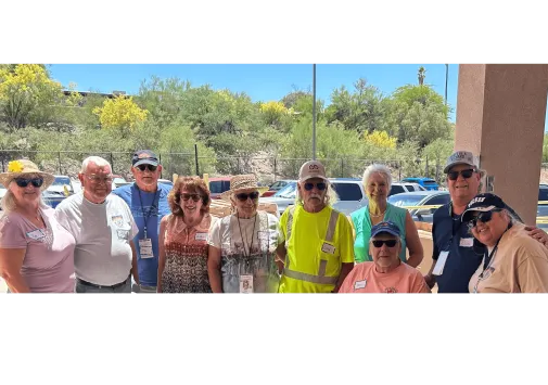 Desert Sharks Parrot head club